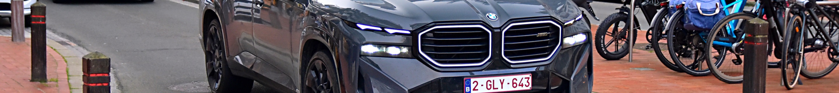BMW XM G09