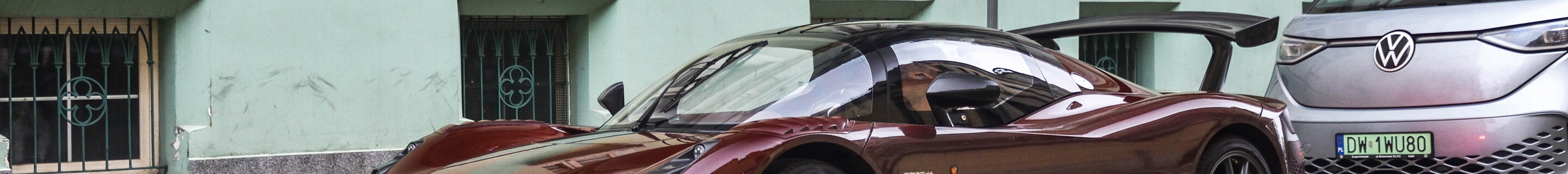 Dallara Stradale Carbon Series