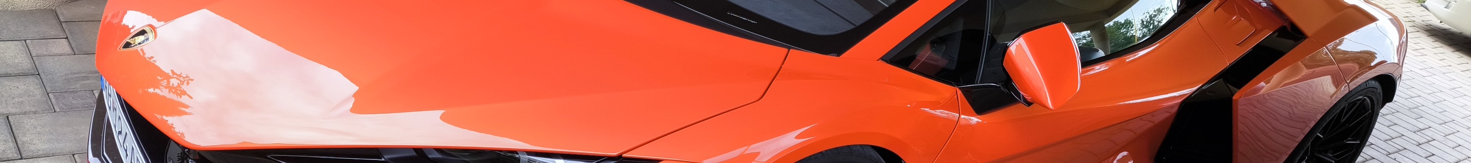 Lamborghini Revuelto