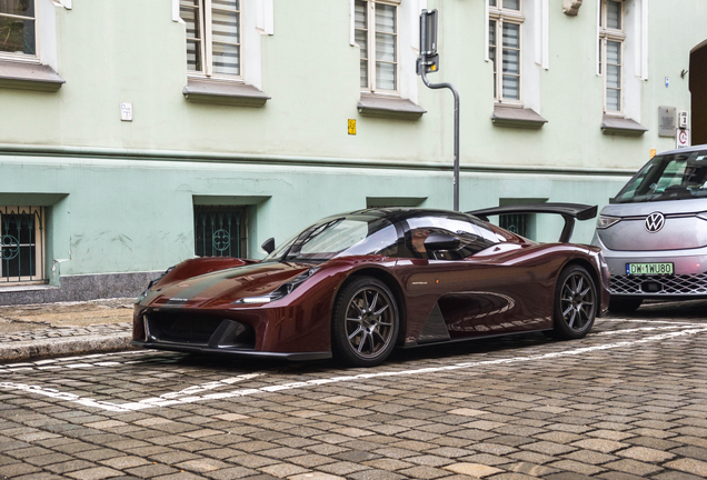 Dallara Stradale Carbon Series