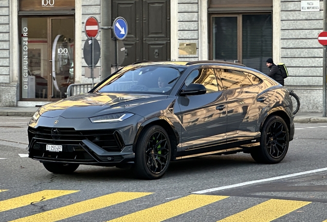 Lamborghini Urus S