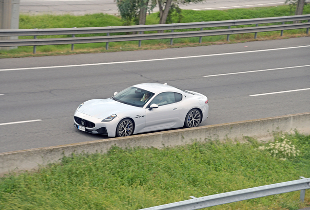 Maserati GranTurismo Modena 2023