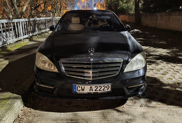 Mercedes-Benz S 63 AMG W221