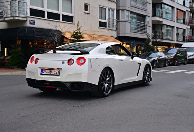Nissan GT-R 2013