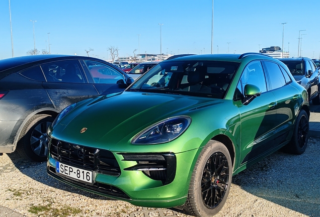 Porsche 95B Macan GTS MkII