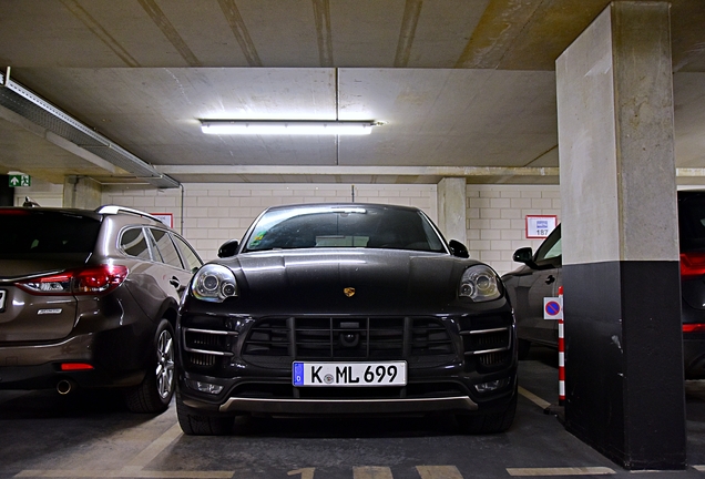 Porsche 95B Macan Turbo MkI