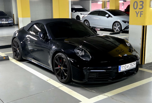 Porsche 992 Carrera 4S Cabriolet MkI