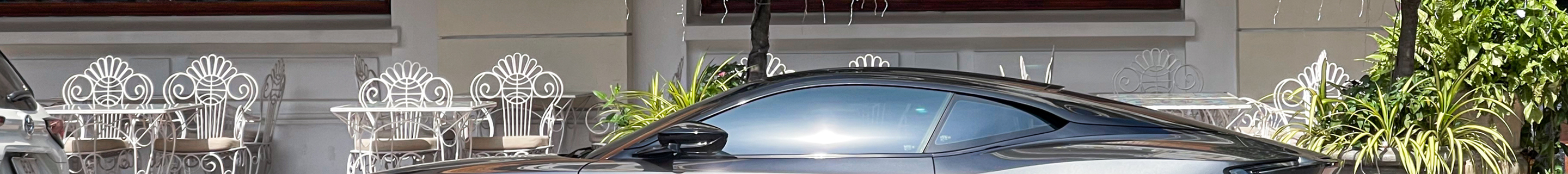 Aston Martin DB11 V8