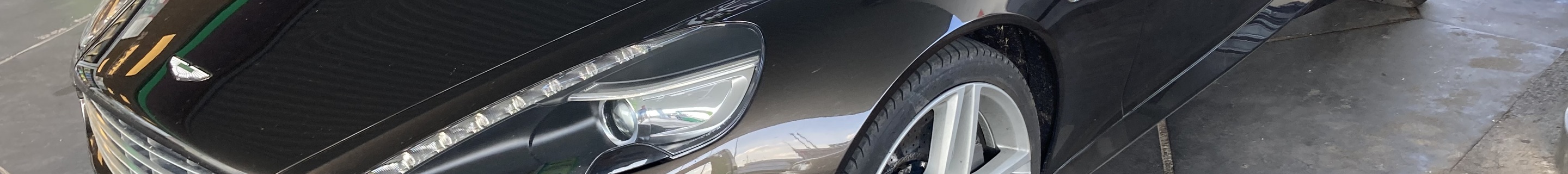Aston Martin DB9 2013