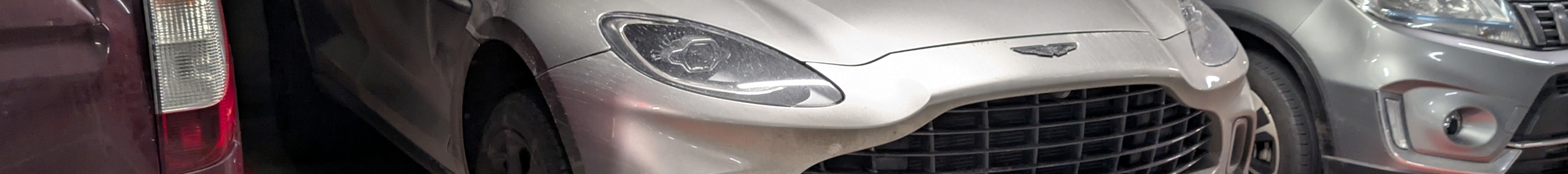 Aston Martin DBX