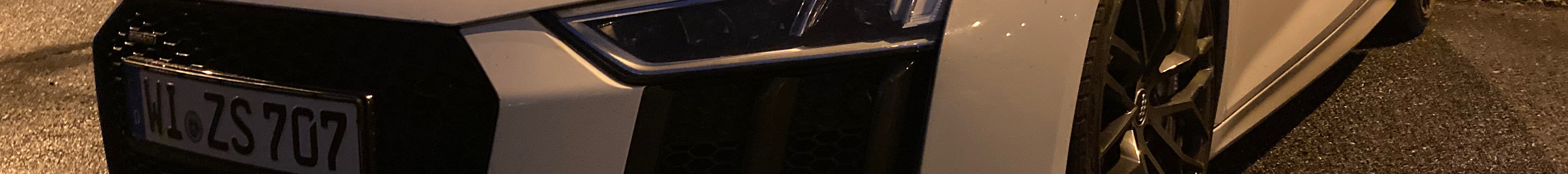 Audi R8 V10 Plus 2015