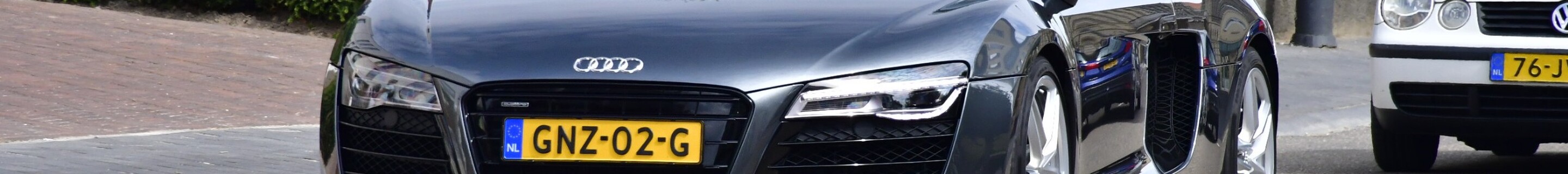 Audi R8 V10 Spyder 2013