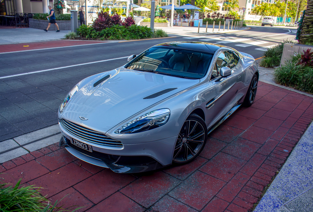 Aston Martin Vanquish 2013