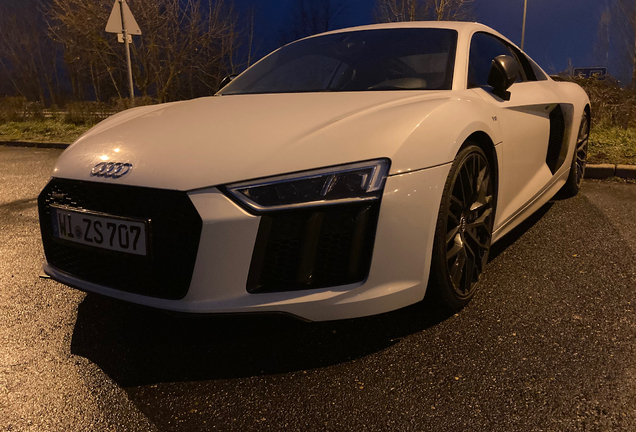 Audi R8 V10 Plus 2015