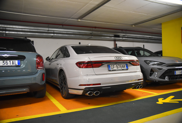Audi S8 D5