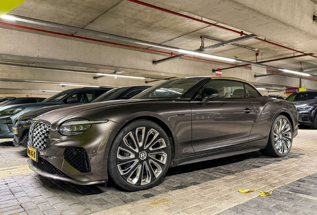 Bentley Continental GTC Mulliner 2025