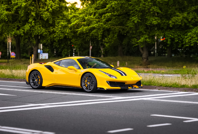 Ferrari 488 Pista