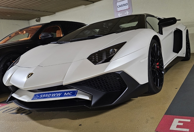 Lamborghini Aventador LP750-4 SuperVeloce Roadster