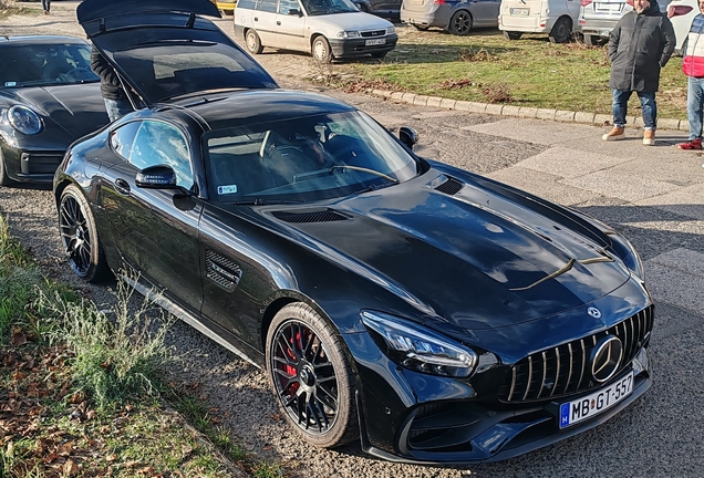 Mercedes-AMG GT C C190 2019