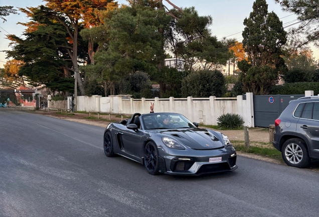 Porsche 718 Spyder RS Weissach Package