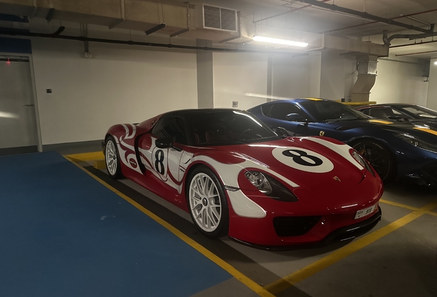 Porsche 918 Spyder Weissach Package