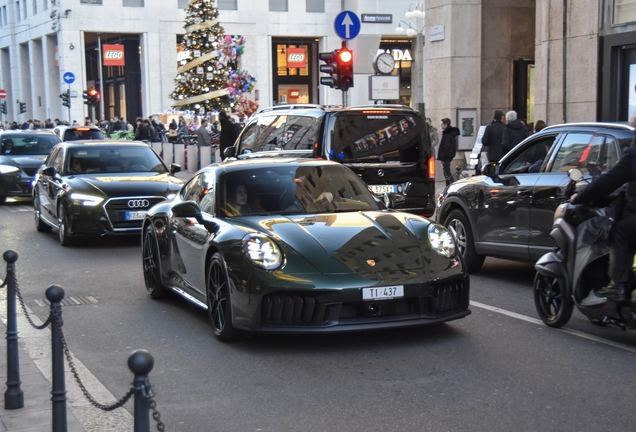Porsche 992 Carrera 4 GTS MkII