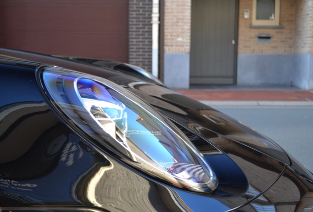 Porsche 992 Carrera 4S Cabriolet MkI