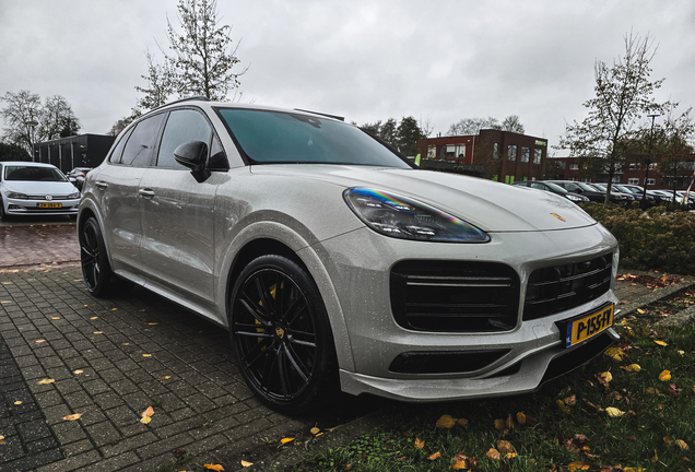 Porsche Cayenne Turbo S E-Hybrid