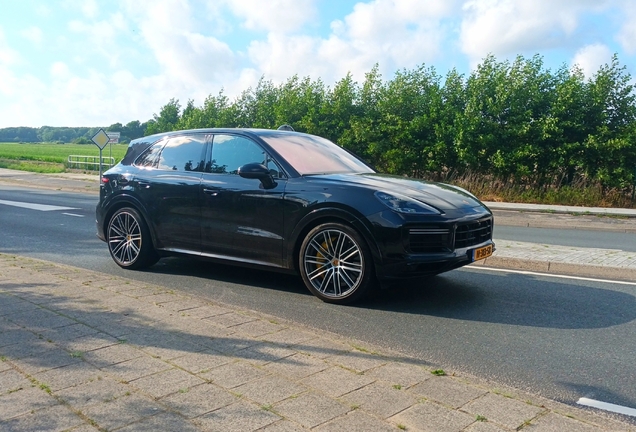 Porsche Cayenne Turbo S E-Hybrid