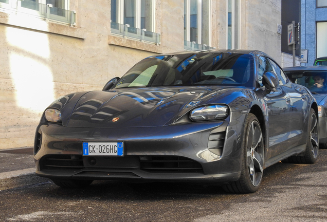 Porsche Taycan GTS