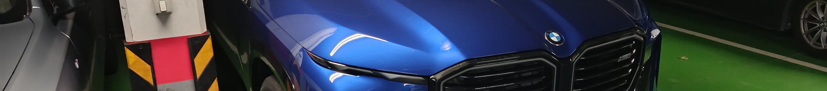 BMW XM G09