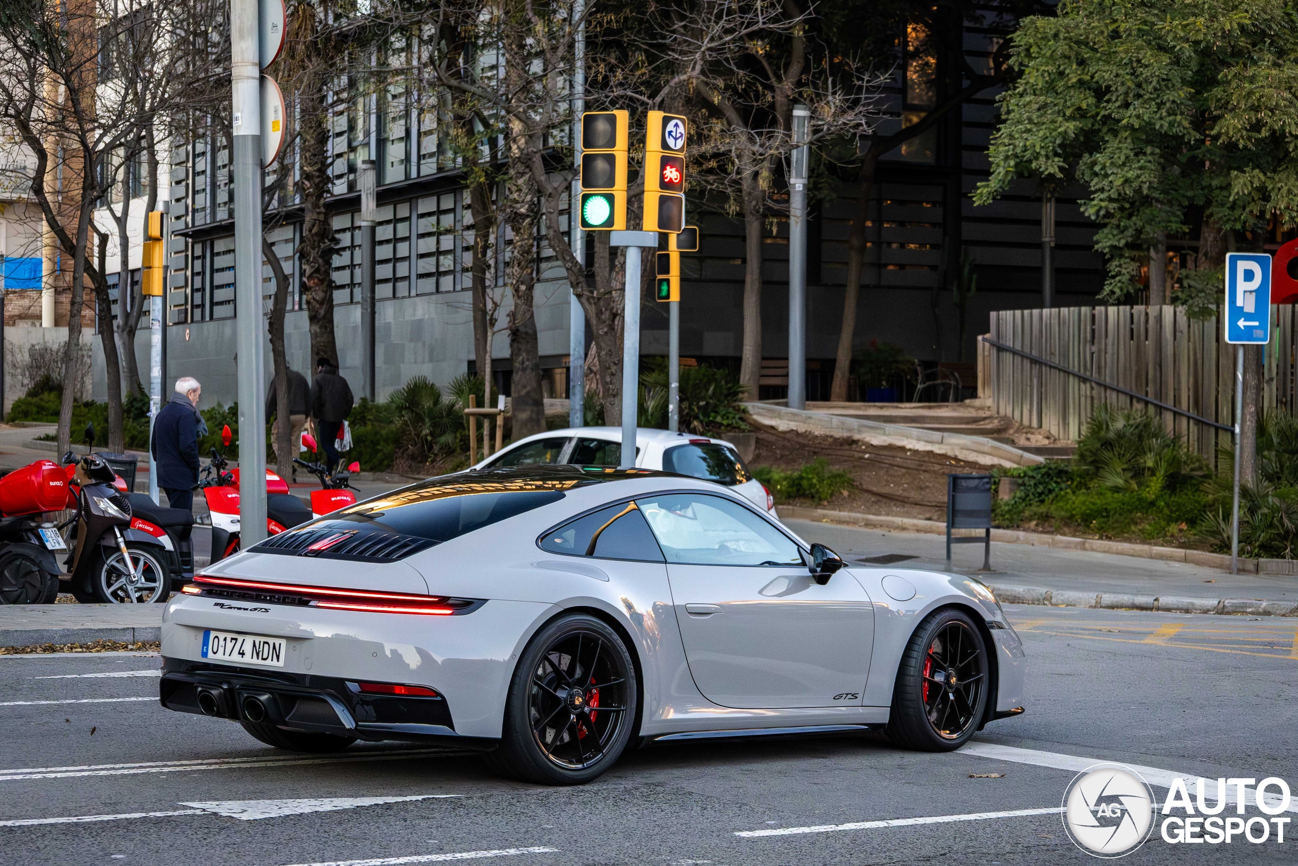 Porsche 992 Carrera GTS MkII
