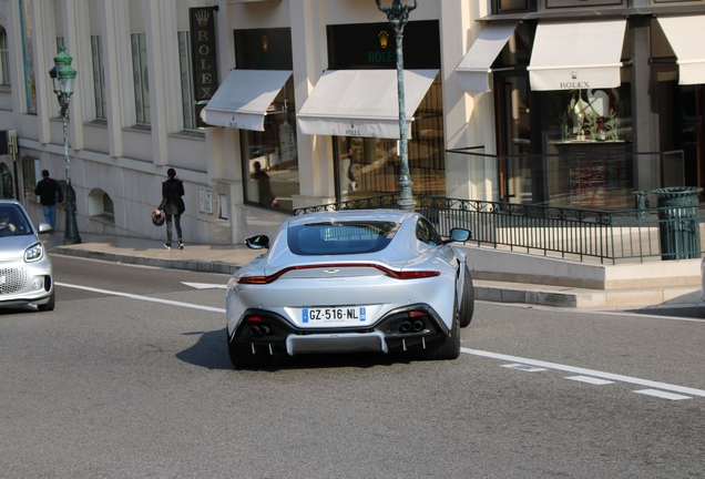 Aston Martin V8 Vantage 2018