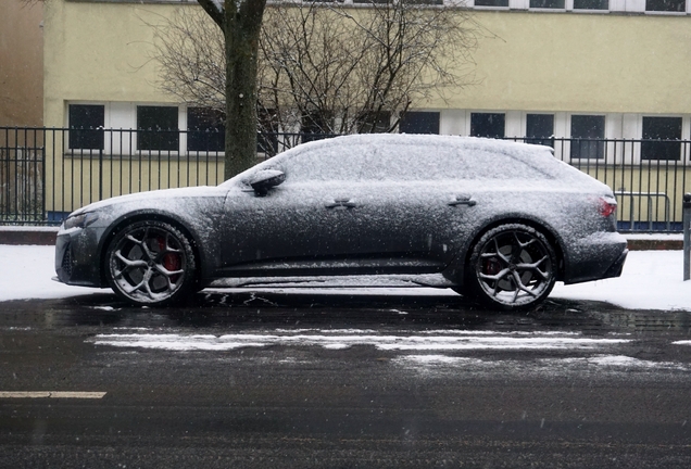 Audi RS6 Avant C8