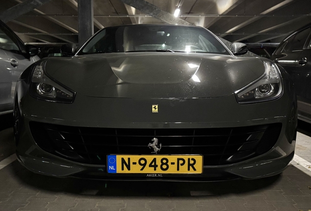 Ferrari GTC4Lusso T