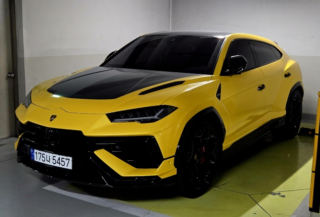 Lamborghini Urus Performante