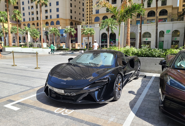 McLaren Artura Spider