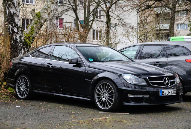 Mercedes-Benz C 63 AMG Coupé