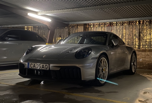 Porsche 992 Carrera 4 GTS MkII