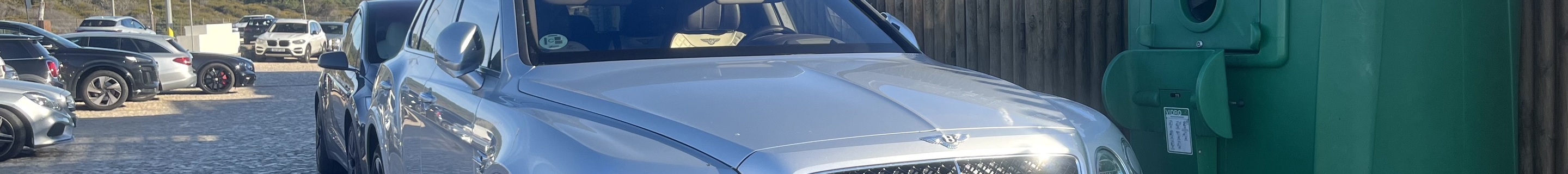 Bentley Bentayga V8