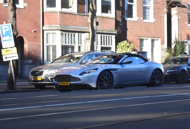 Aston Martin DB11 V8 Volante