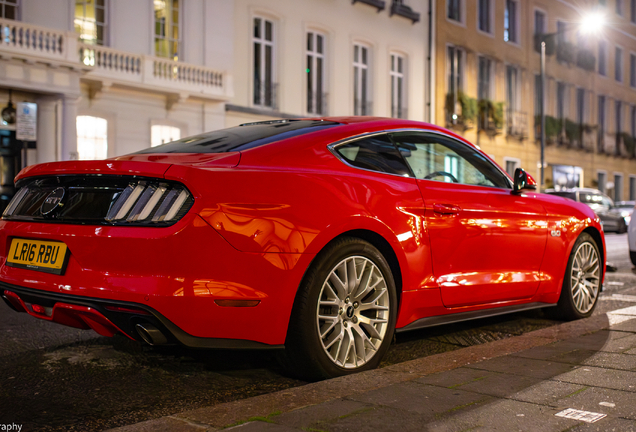 Ford Mustang GT 2015