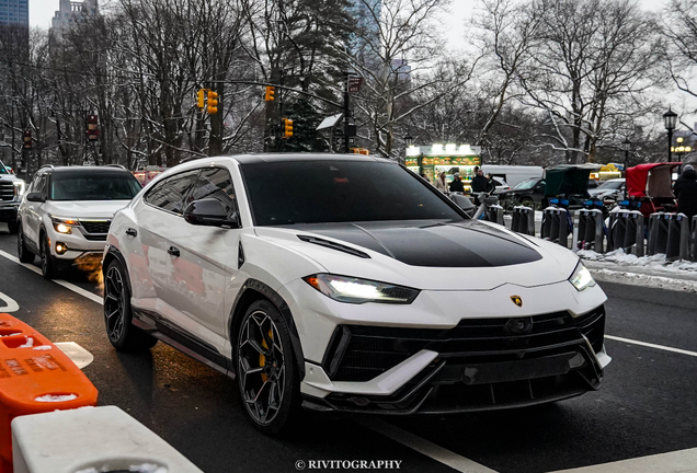 Lamborghini Urus Performante