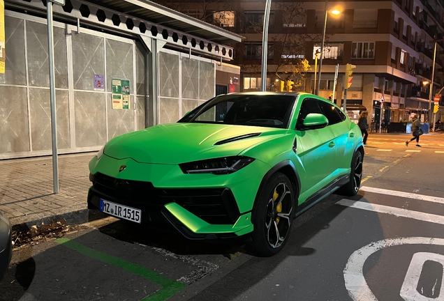 Lamborghini Urus S