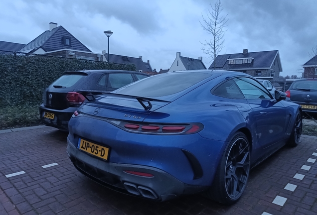 Mercedes-AMG GT 63 C192