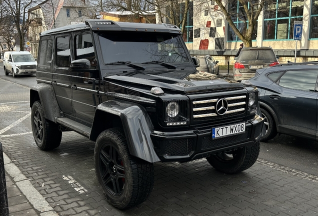 Mercedes-Benz G 550 4X4²