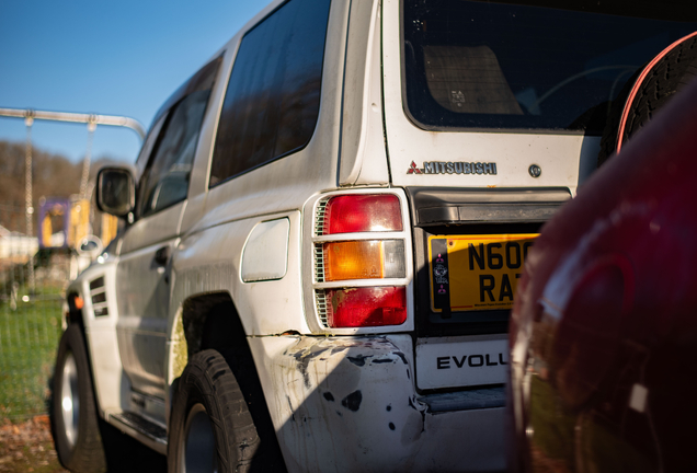 Mitsubishi Pajero Evolution
