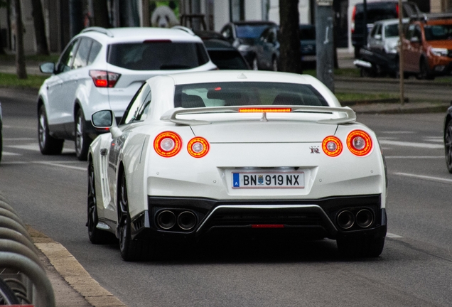 Nissan GT-R 2017