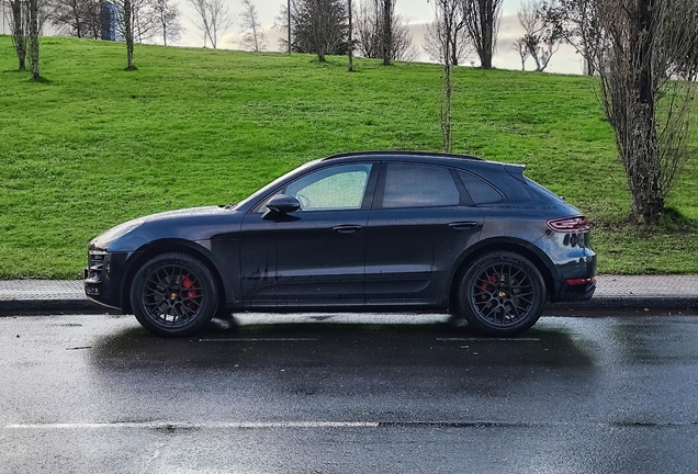 Porsche 95B Macan GTS MkI