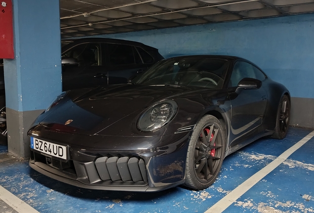 Porsche 992 Carrera 4 GTS MkII